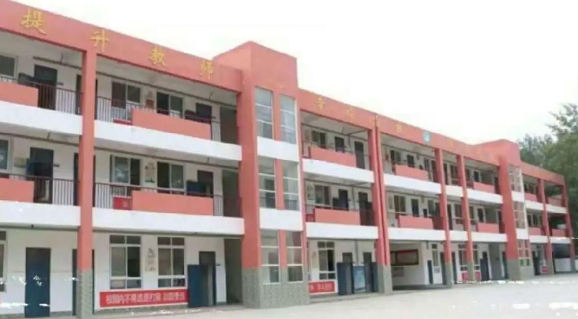 7be6da544796abc4859886cd49875e02