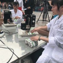 微信图片_20170504082045.gif 微信图片_20170504082045.gif